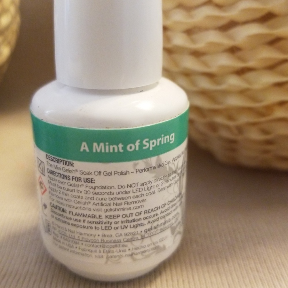 * SOLD* Mini gelish bundle - Picture 3 of 3